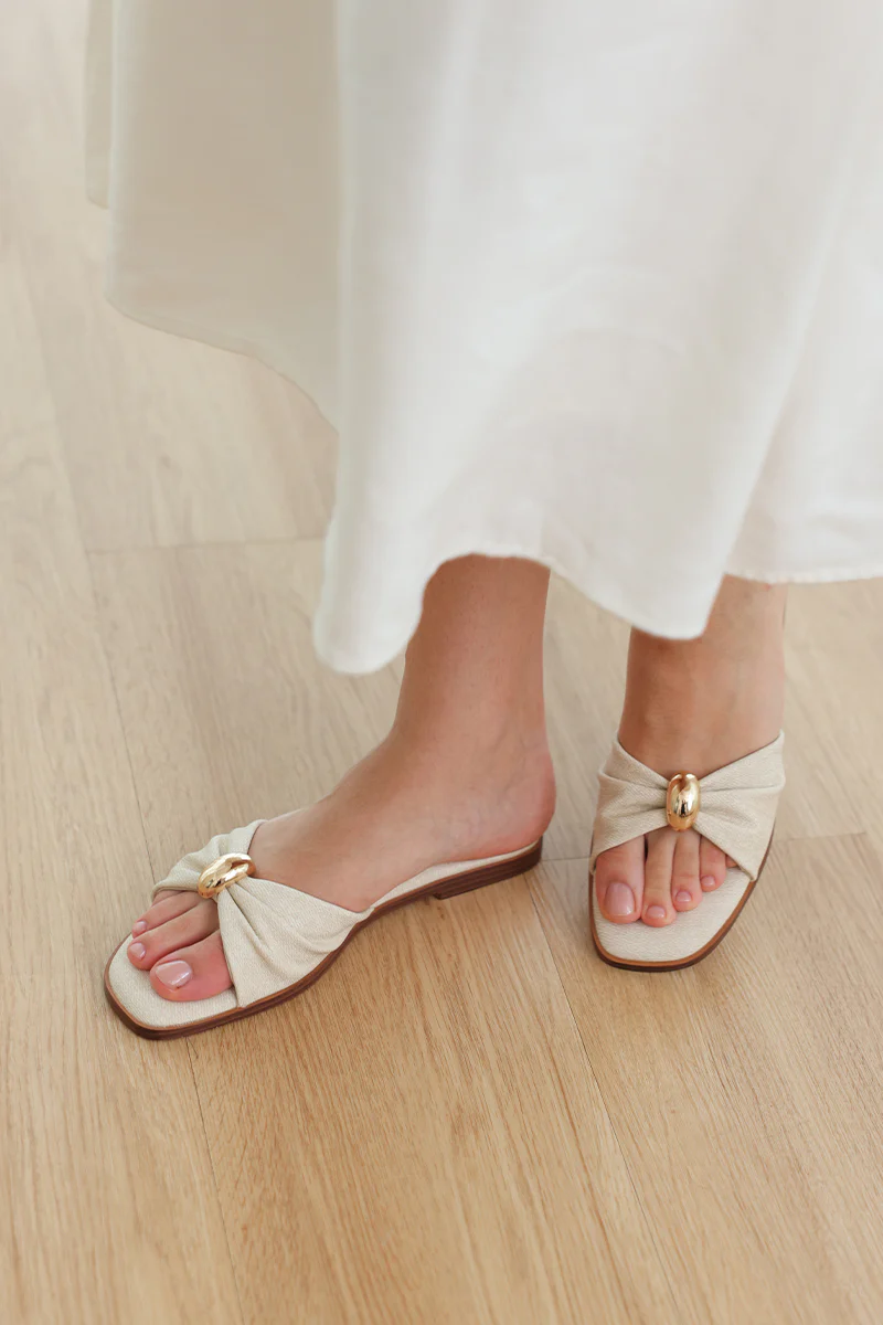 Arianna Bow Cloud Sliders in Waterproof Linen - Image 5