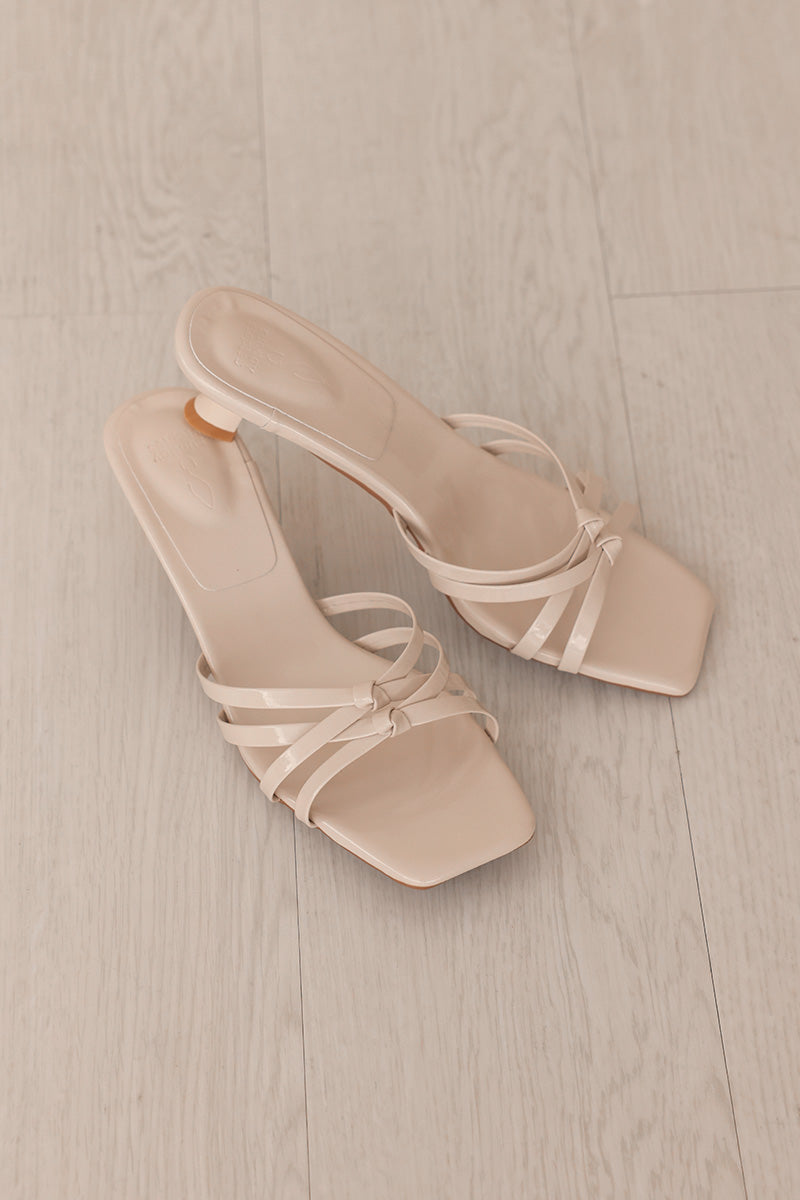 Astryn Kitten Heels in Cream Patent - Image 6