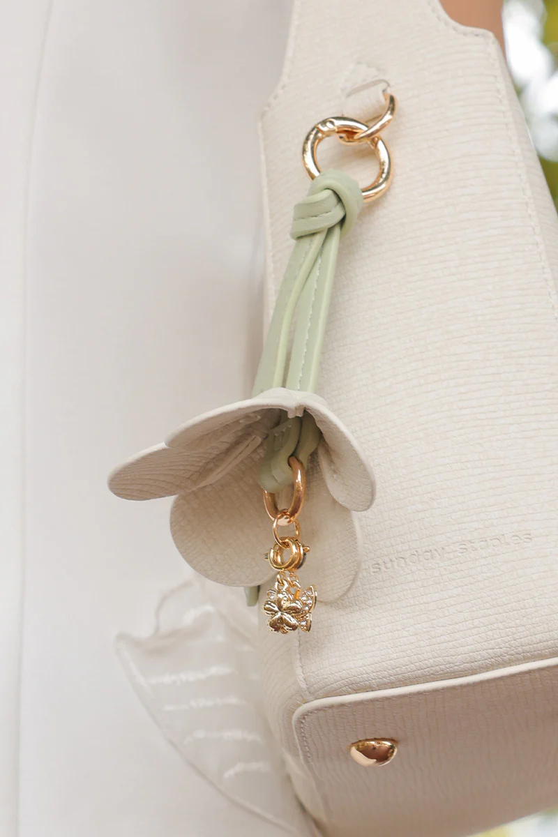 Athens Flower Keychain in Textured Cream - Image 3