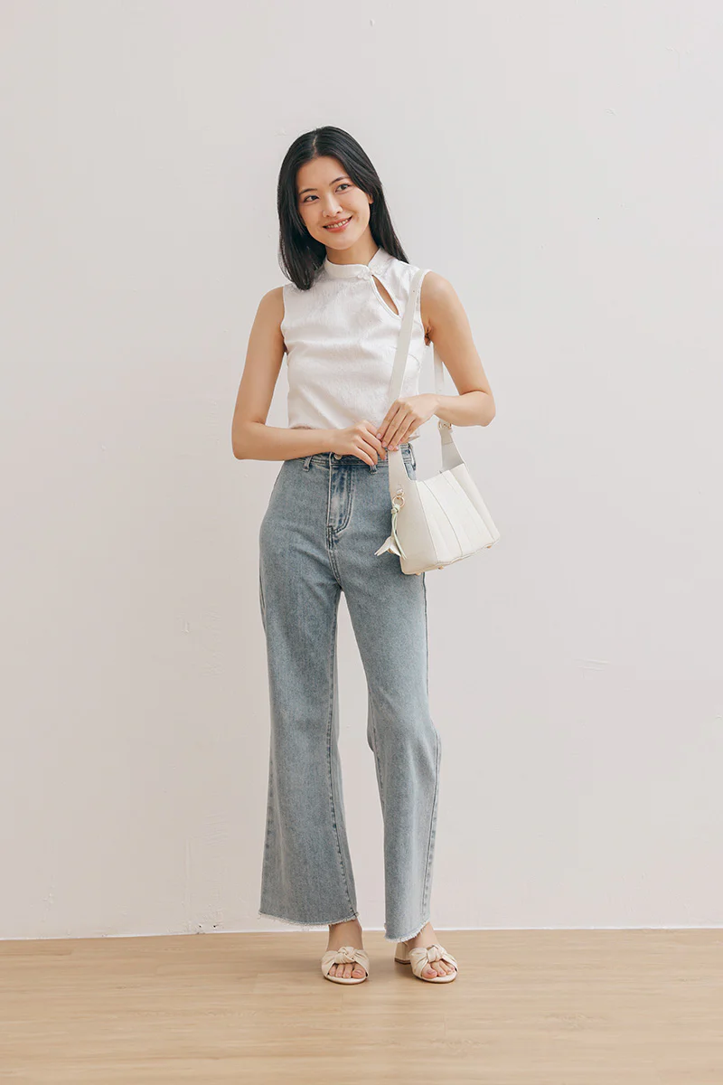 Athens Panel Shoulder Bag in Cream - Image 3