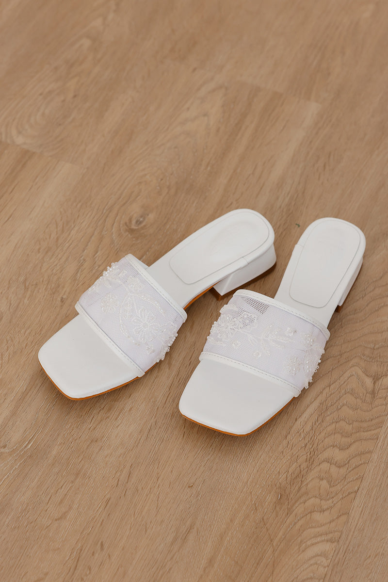 Azure Embroidered Mesh Sliders in Cream - Image 4