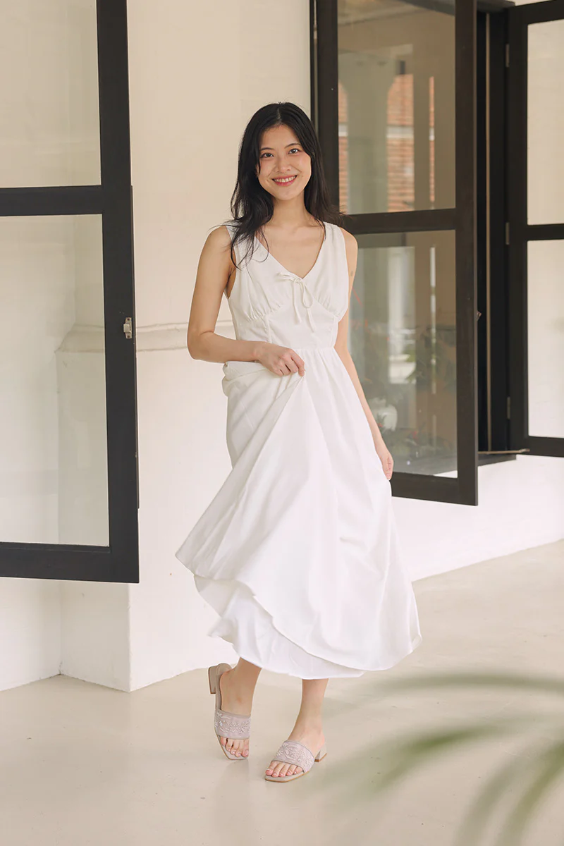 Azure Embroidered Mesh Sliders in Nude - Image 3
