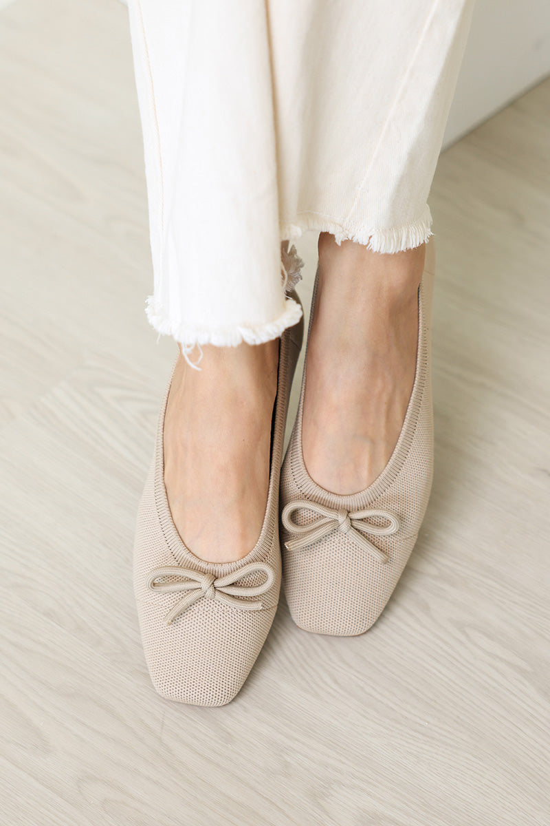 Balleta Cloud Flyknit Flats in Beige - Image 2
