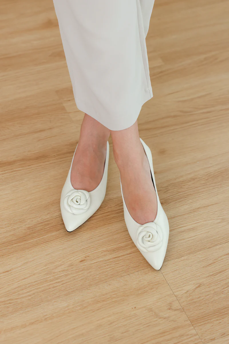 Camellia Sheep Leather Flats in Pearl Cream - Image 6