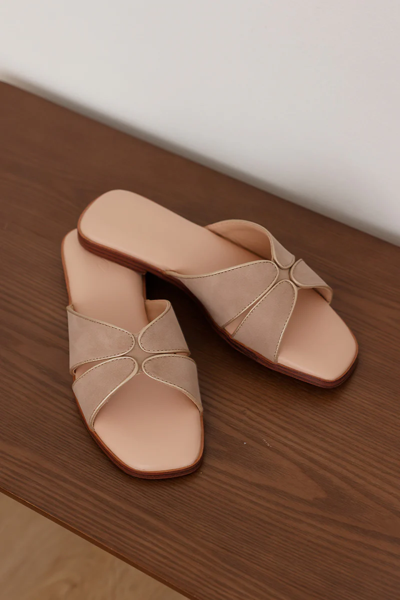 Celestia Cloud Contrast Sliders in Rose Gold - Image 6