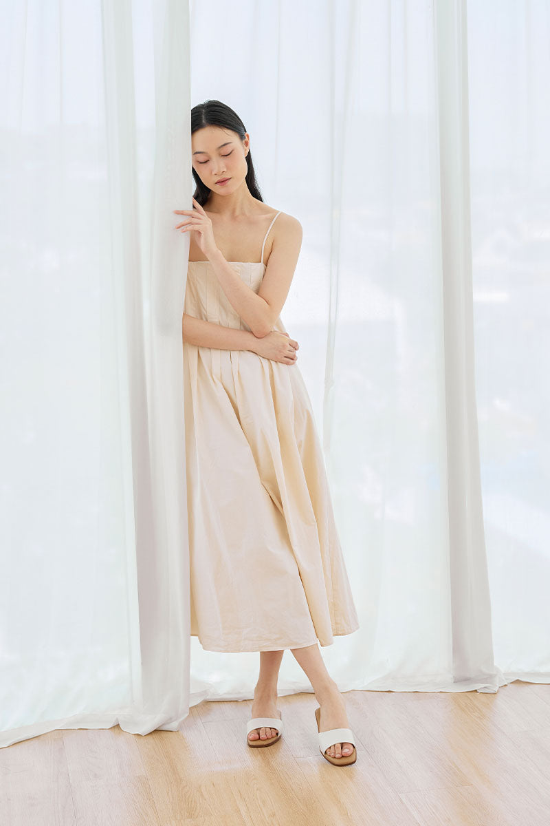 Chantal Irregular Strap Cloud Sliders in Caffe Latte - Image 6