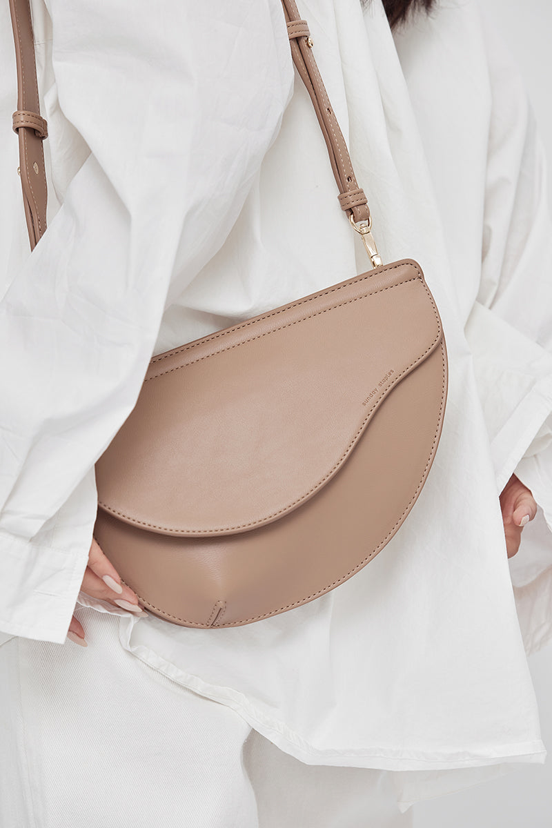 The Clair Bag in Taupe - Image 5