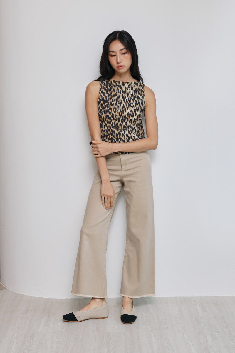 Coco Cloud Flyknit Flats in Nude - Image 4