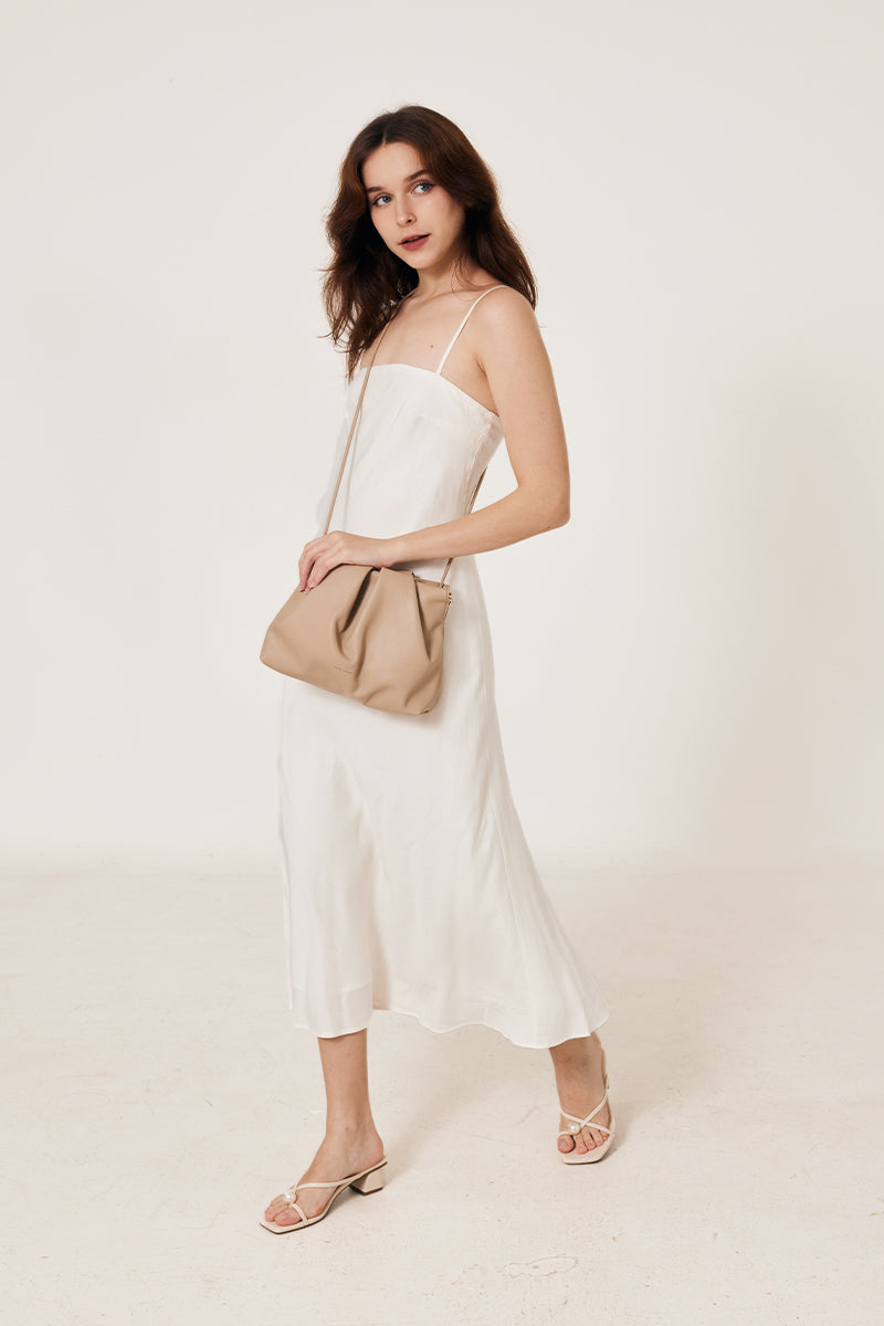 Mantou Ruched Bag in Taupe - Image 3