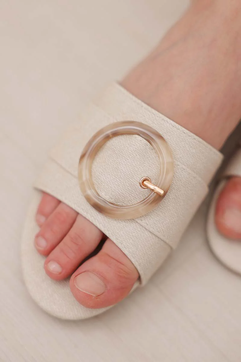 Corra Sliders in Waterproof Linen - Image 4