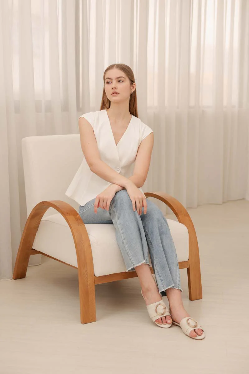 Corra Sliders in Waterproof Linen - Image 6