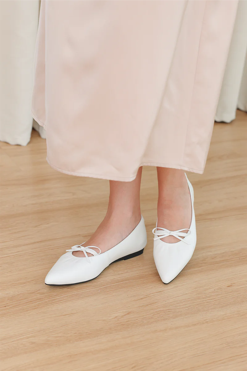 Corrine Sheep Leather Flats in Cream - Image 6