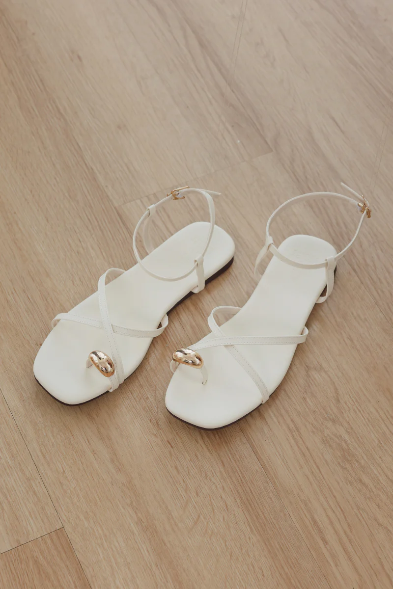 Delara Hardware Strappy Sandals in Cream - Image 4