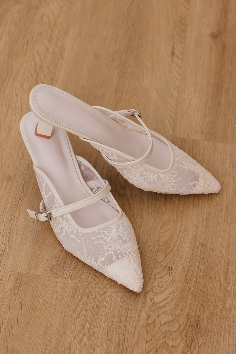 Eve Embroidered Kitten Heels in Cream - Image 2