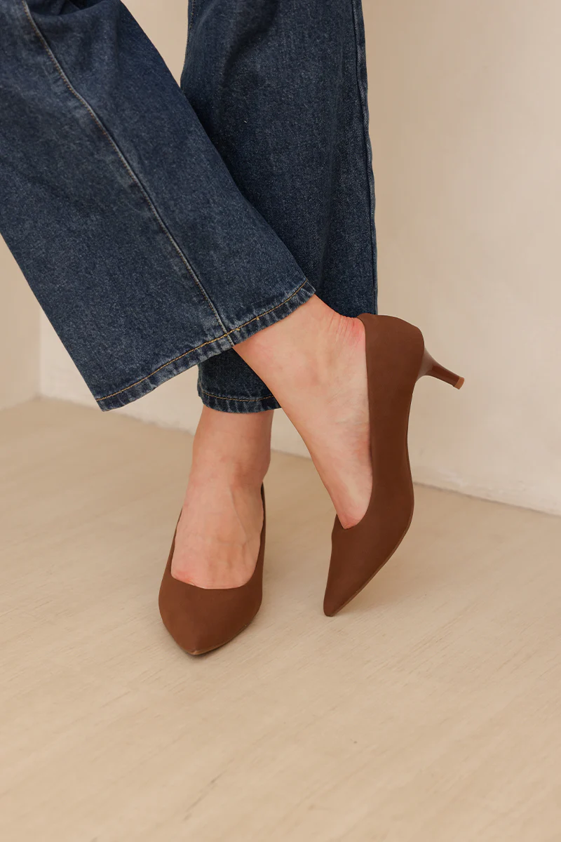 Finette Cloud Heels in Espresso - Image 4