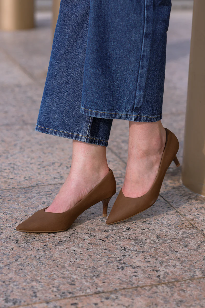 Finette Cloud Heels in Espresso - Image 6