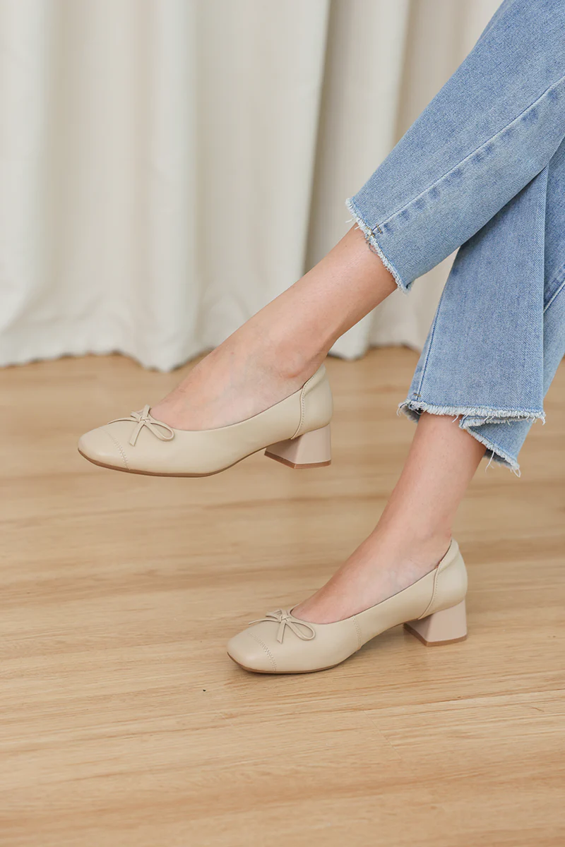Florence Calf Leather Heels in Nude - Image 6
