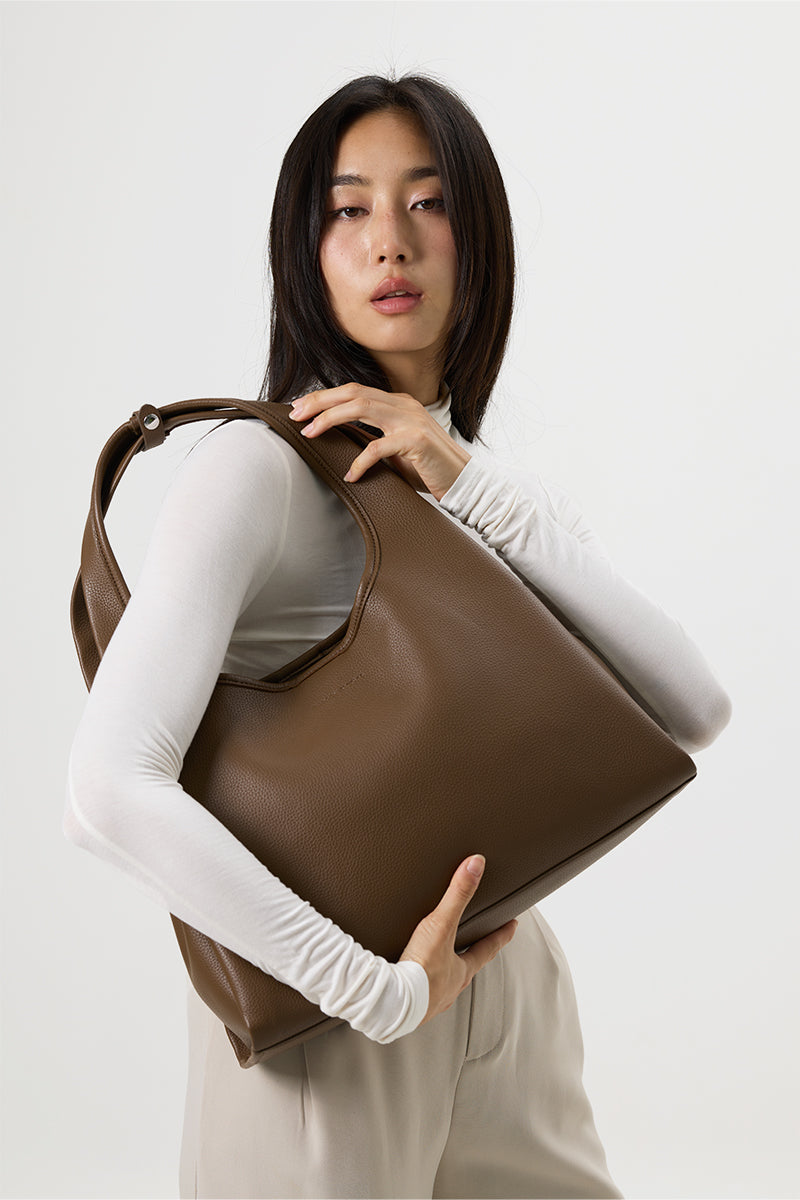 Fuji Hobo Bag in Pebble - Image 6