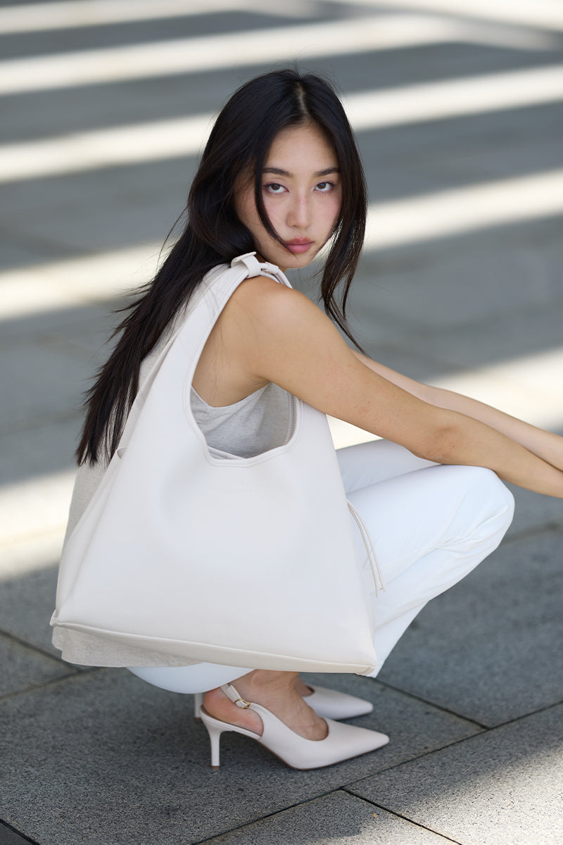 Fuji Hobo Bag in Snow - Image 2