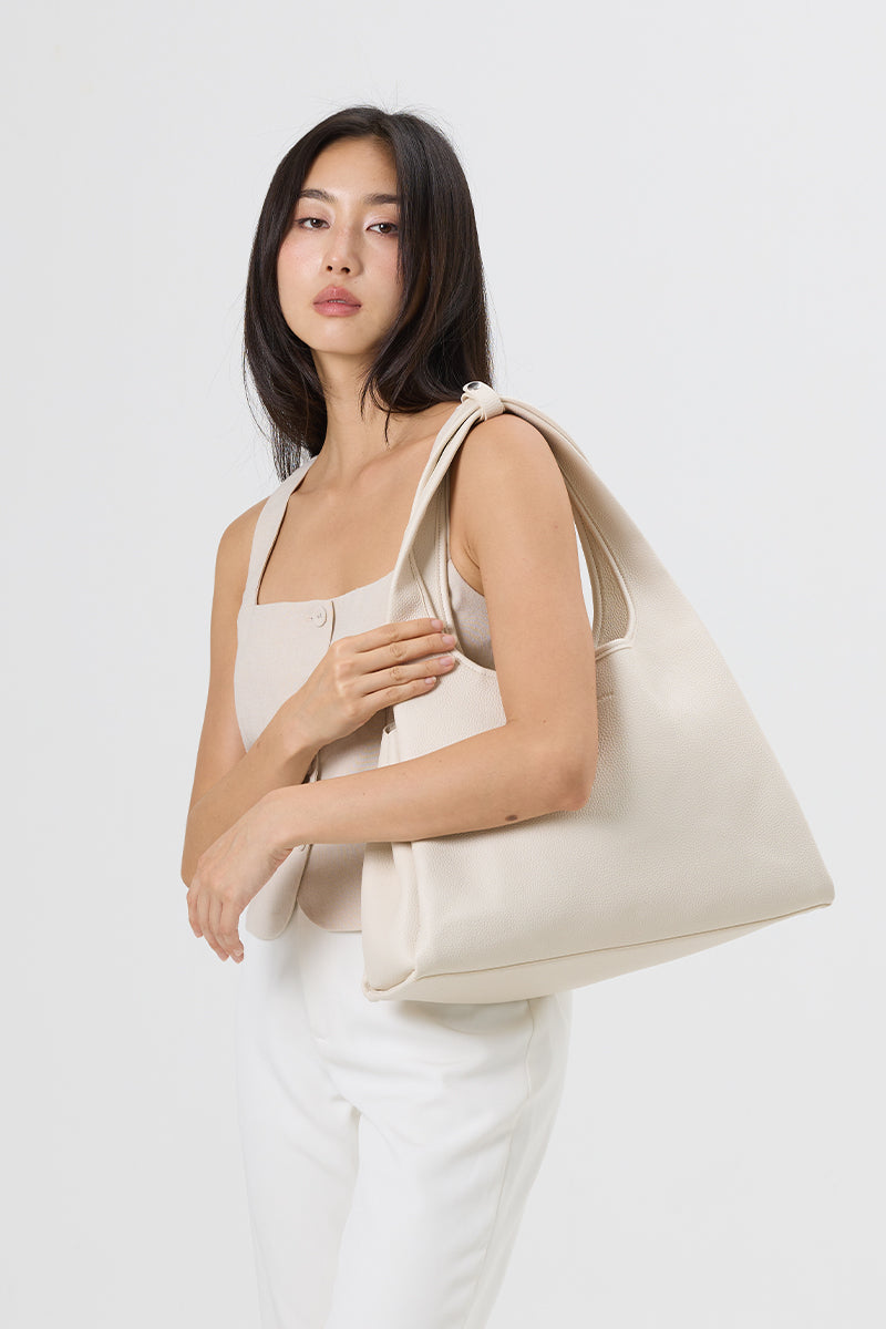 Fuji Hobo Bag in Snow - Image 5