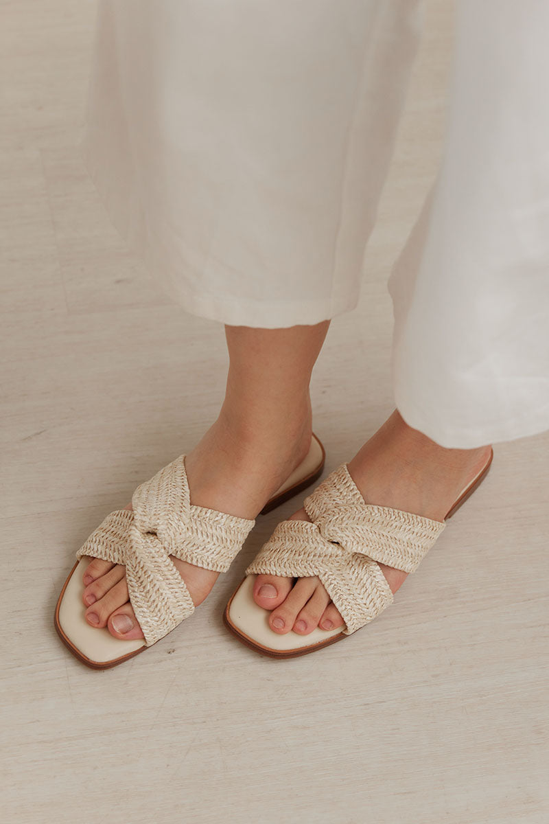 Jessie Cloud Sliders in Cream Rattan - Image 7