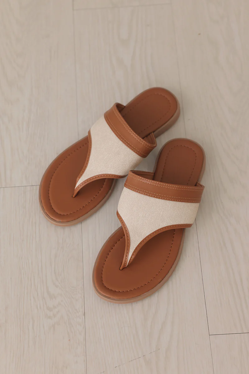 Kairi Thong Sandals in Tan / Waterproof Linen - Image 7