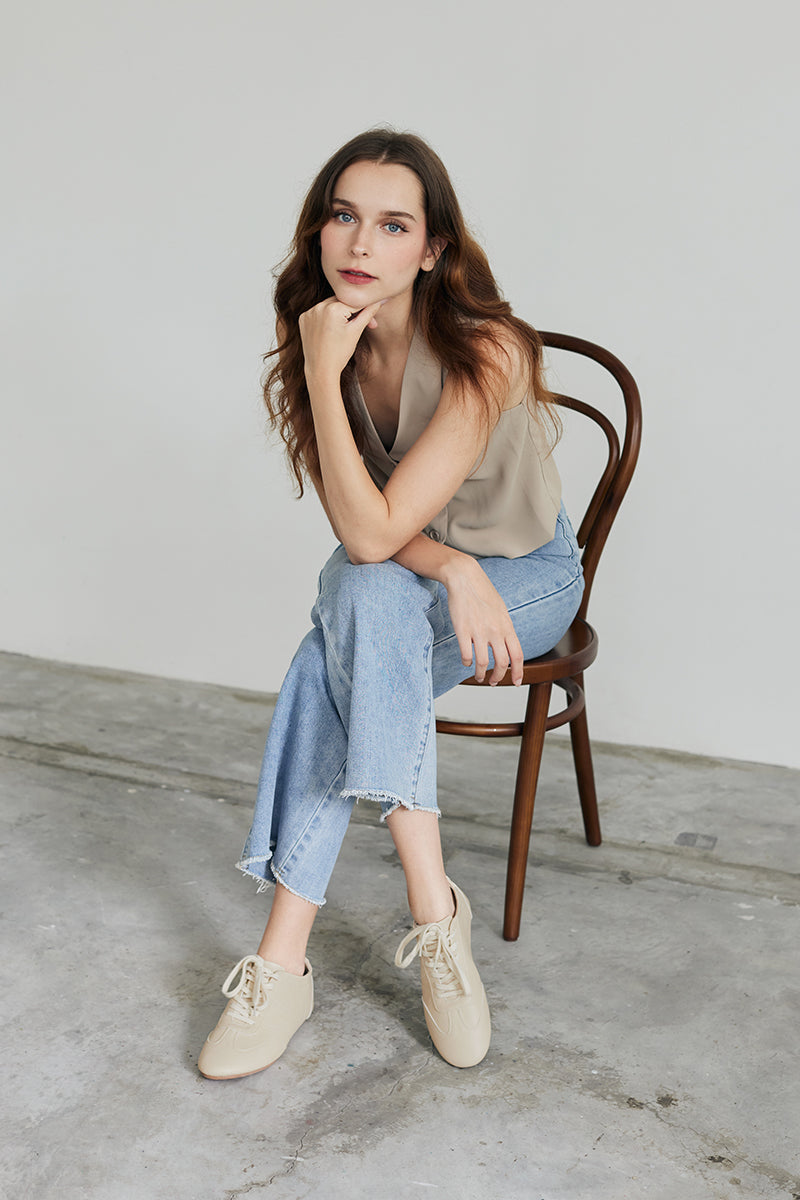 Kennedy Pebbled Sneakers in Taupe - Image 4