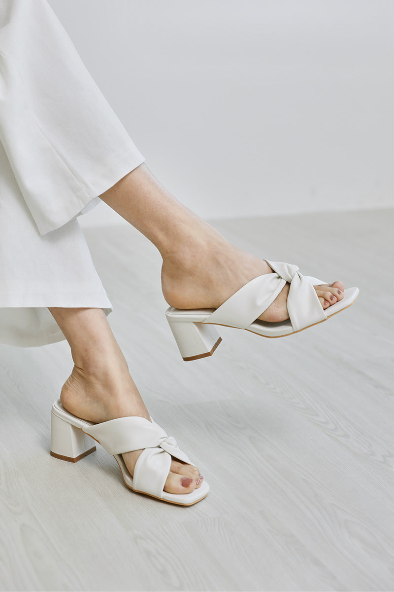 Kessie Knotted Block Heels in Cream - Image 3
