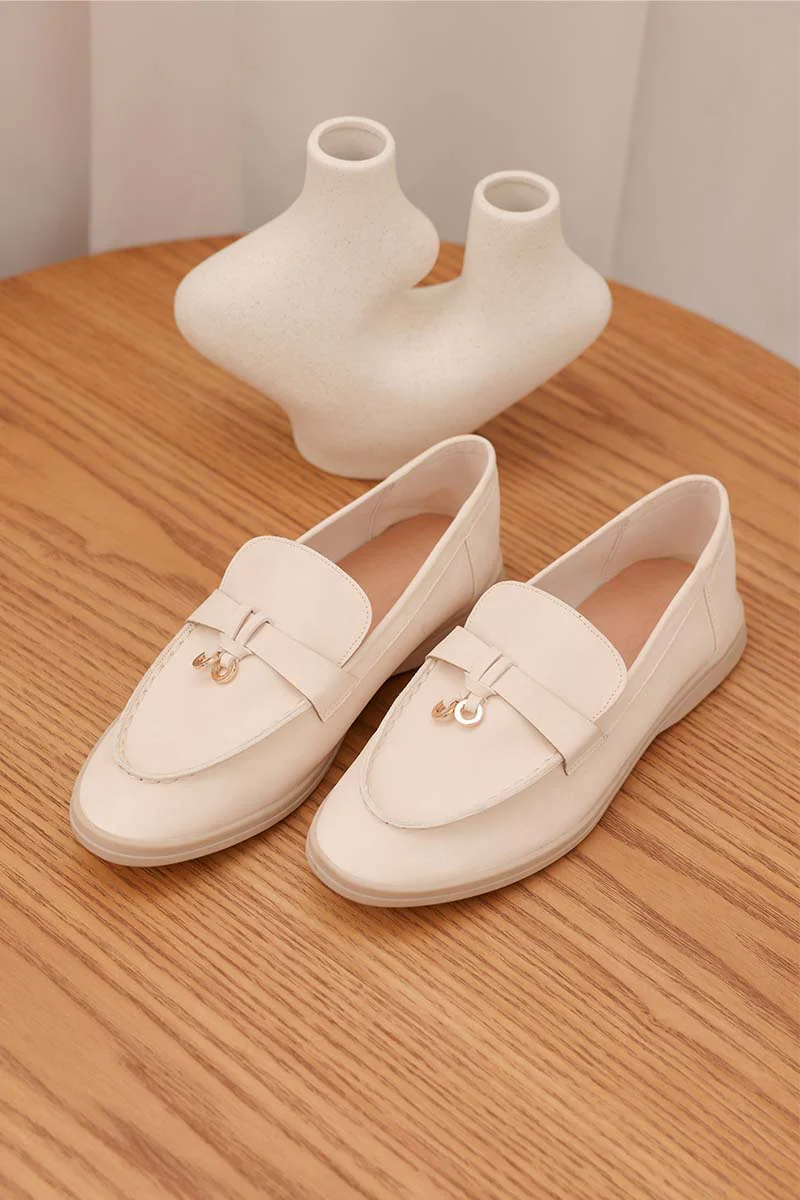 Kivo Loafers in Cream