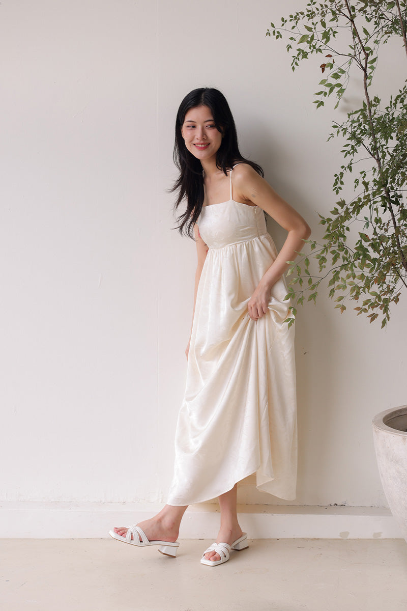 Leonora Cloud Heels in Cream - Image 4