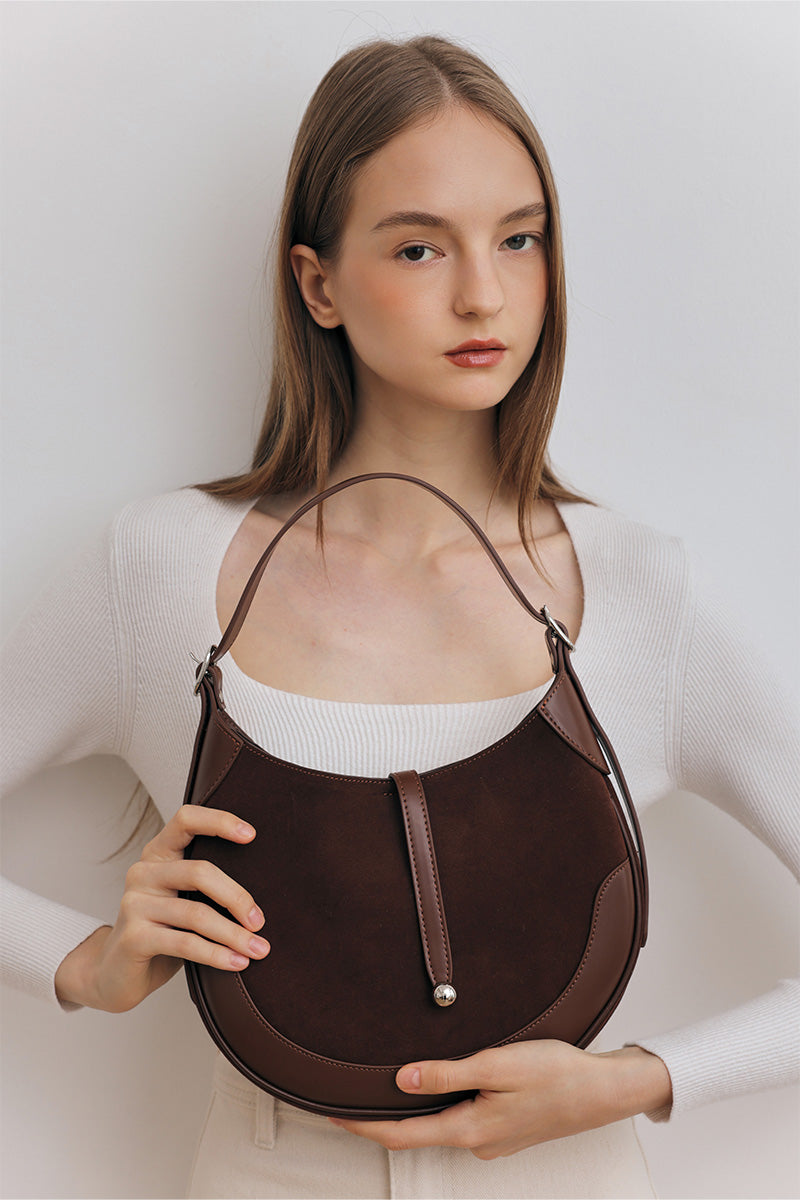 Lisbon Shoulder Bag in Cocoa Brick - Image 5