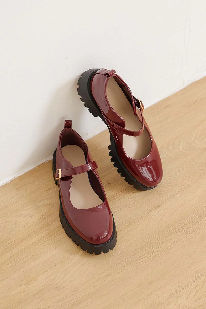 Lissa Patent Platform Mary Jane in Wine - Image 4