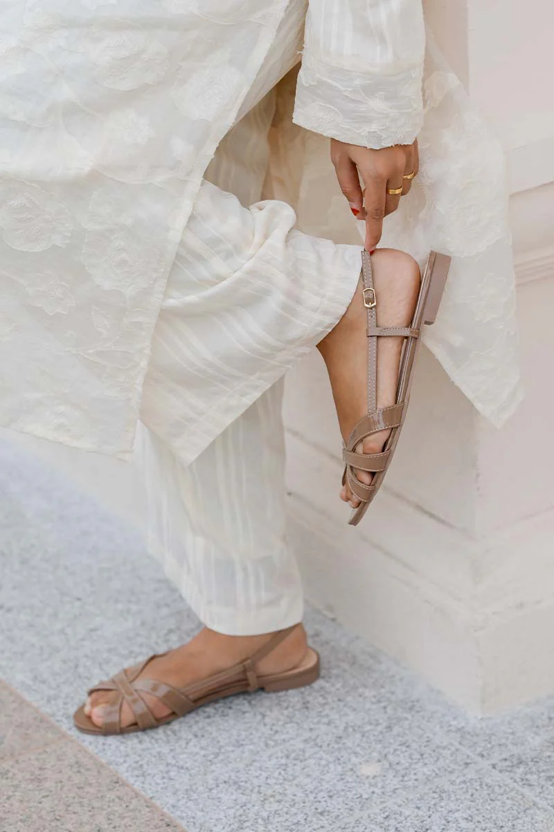 Lovi Interlocking Sandals in Light Mocha Patent - Image 3