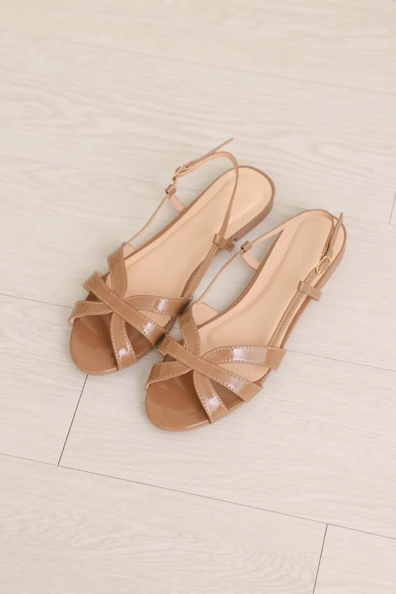 Lovi Interlocking Sandals in Light Mocha Patent - Image 5