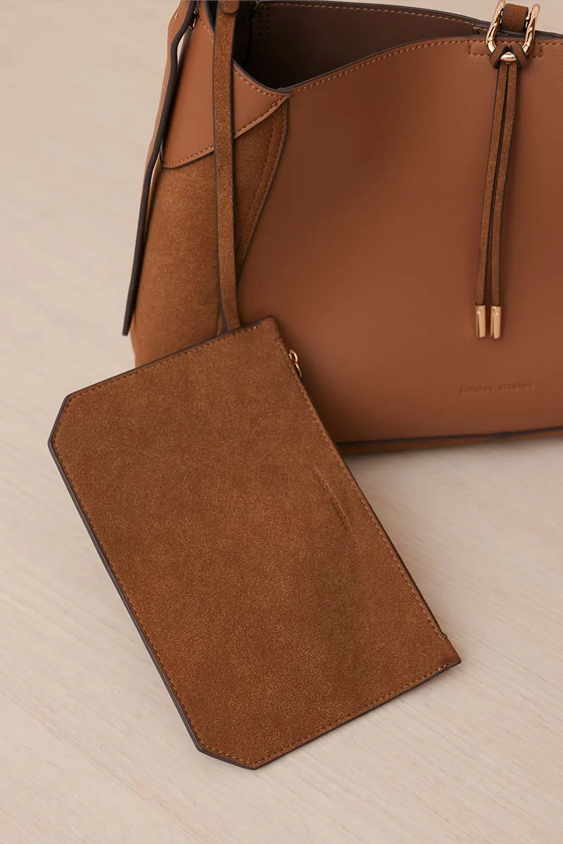 Manhattan Tote Bag in Brown - Image 5