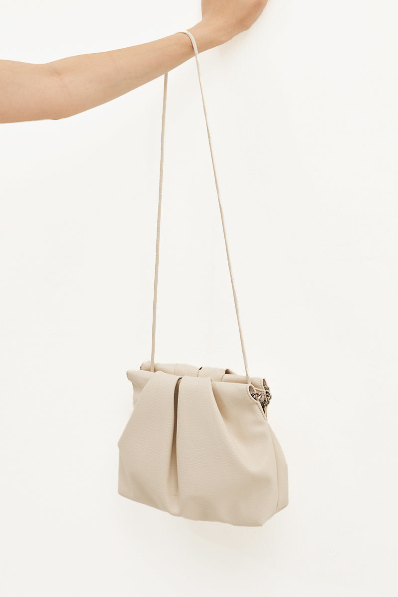 Mantou Ruched Bag in Cream - Image 5