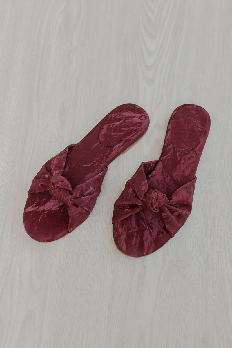 Marisse Knotted Sliders in Waterproof Crimson
