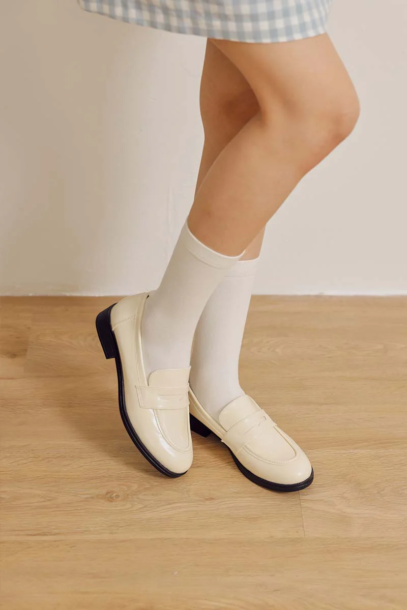 Mavi Patent Loafers in Cream - Image 4