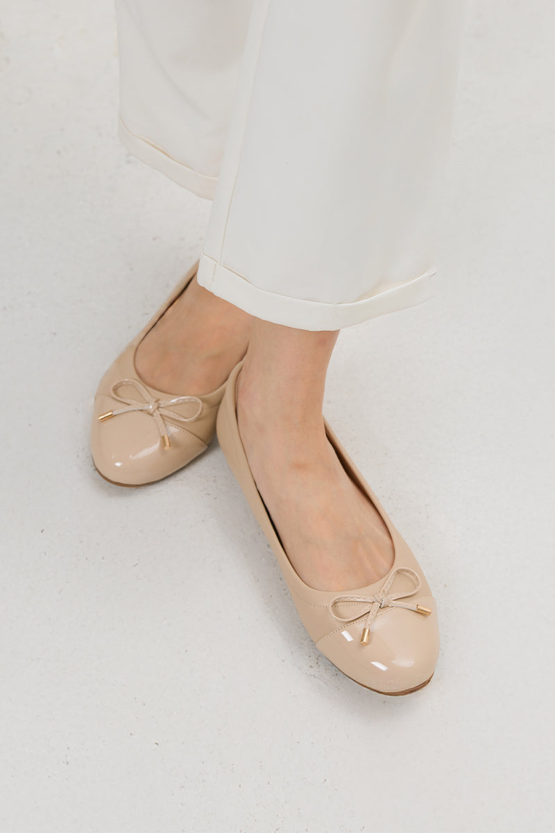 Megumi Ballet Cloud Flats in Nude - Image 2