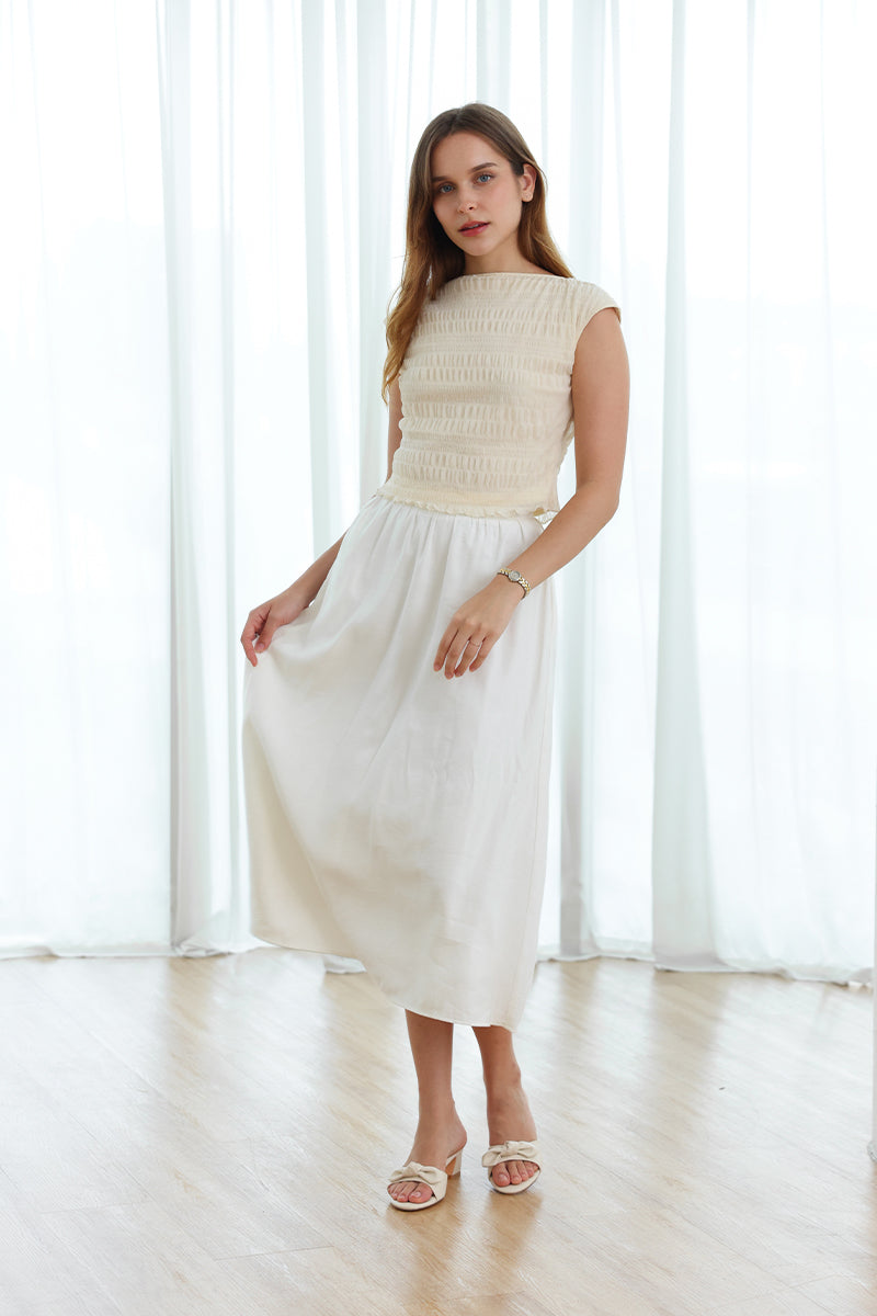 Noemi Bow Heels in Cream - Image 3
