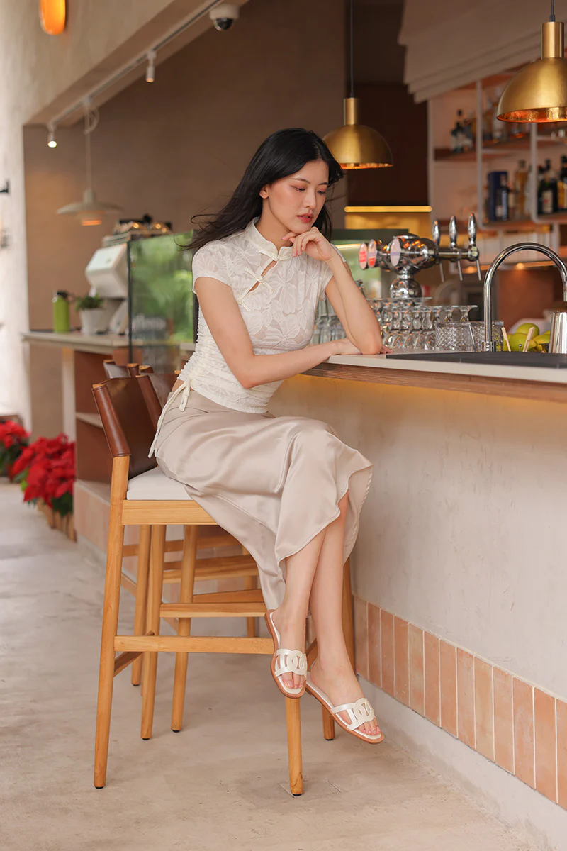 Noma Interlocking Sliders in Cream