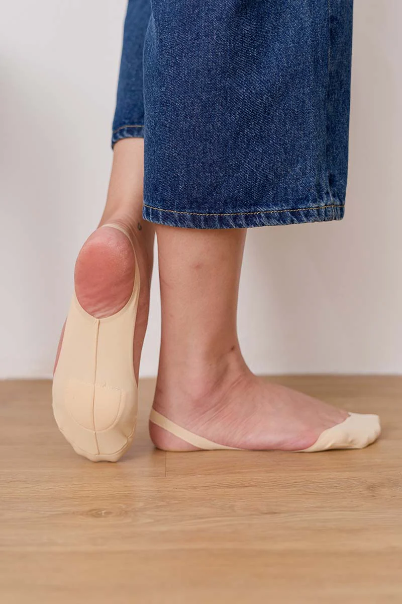 2-Pair Pack Non Slip Invisible Slingback Socks in Nude - Image 5