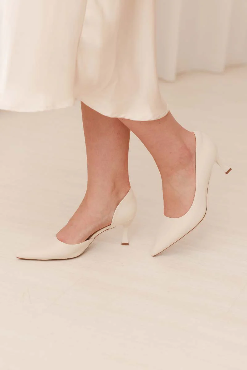 Nyra Cloud Heels in Cream - Image 3