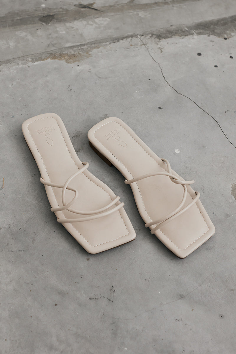 Raven Strappy Sliders in Chalk - Image 4