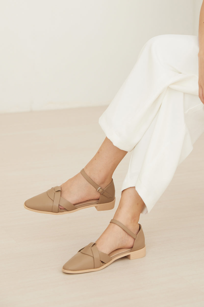 River Weaved Flats in Taupe - Image 3