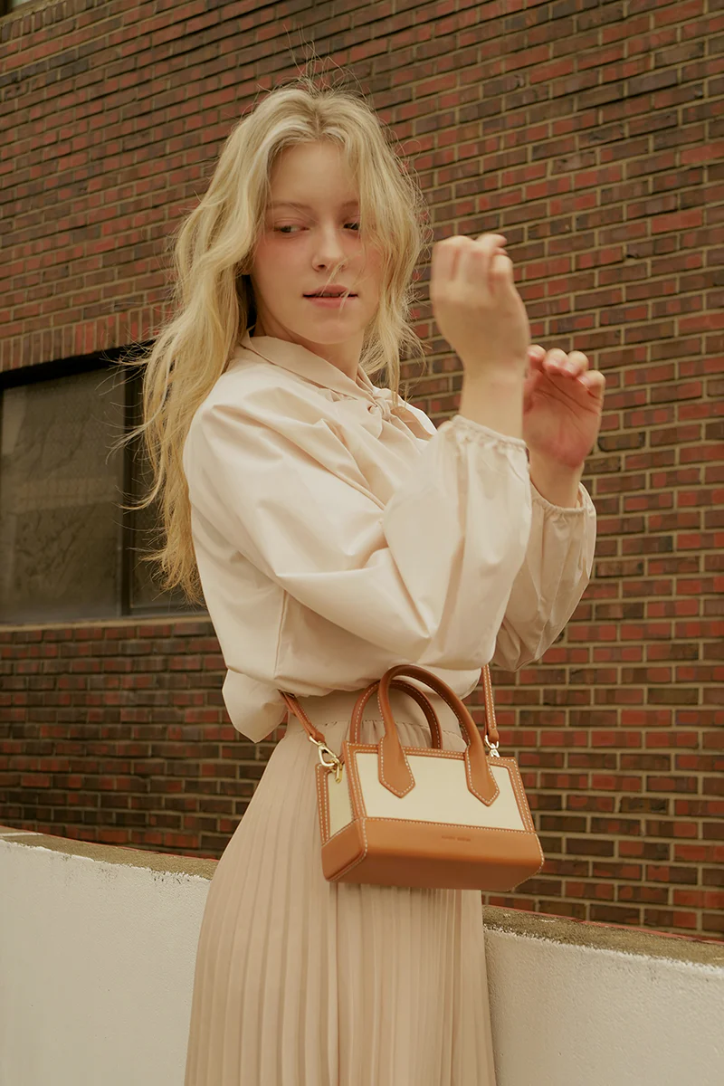 Riviera Bag in Cream Canvas - Image 4