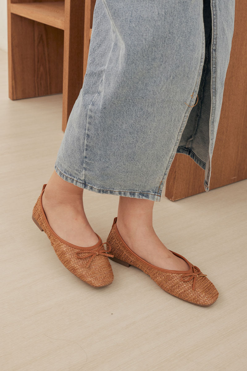 Robyn Weaved Flats in Brown - Image 2