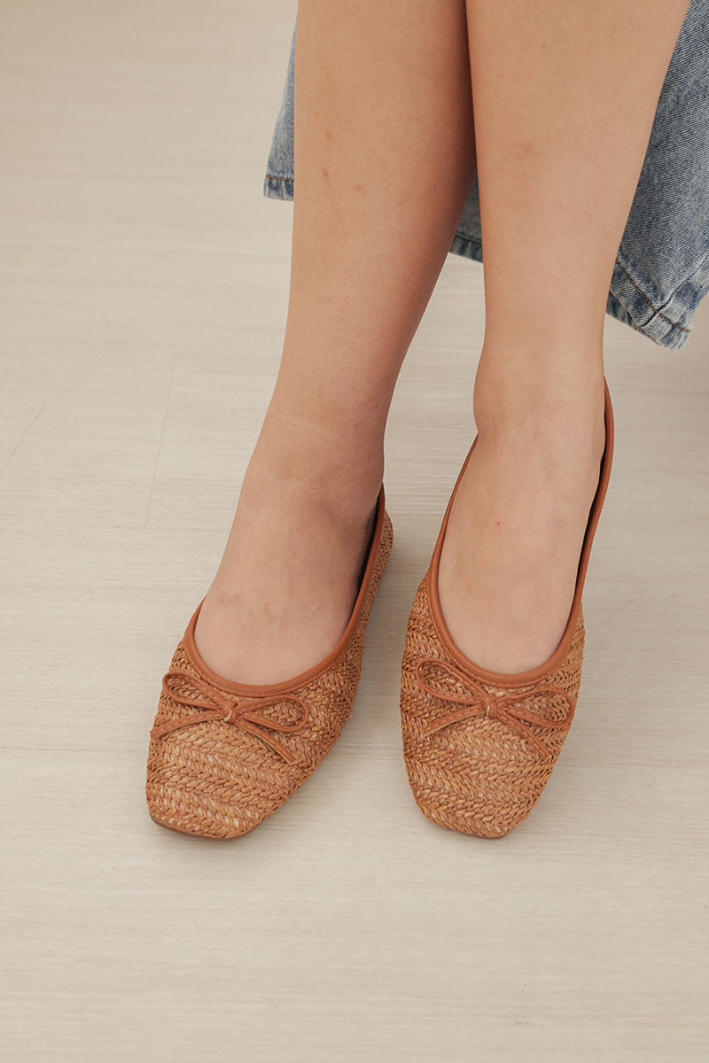 Robyn Weaved Flats in Brown - Image 3