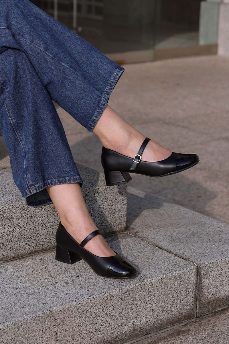 Roxxy Cloud Maryjane Heels in Black - Image 4