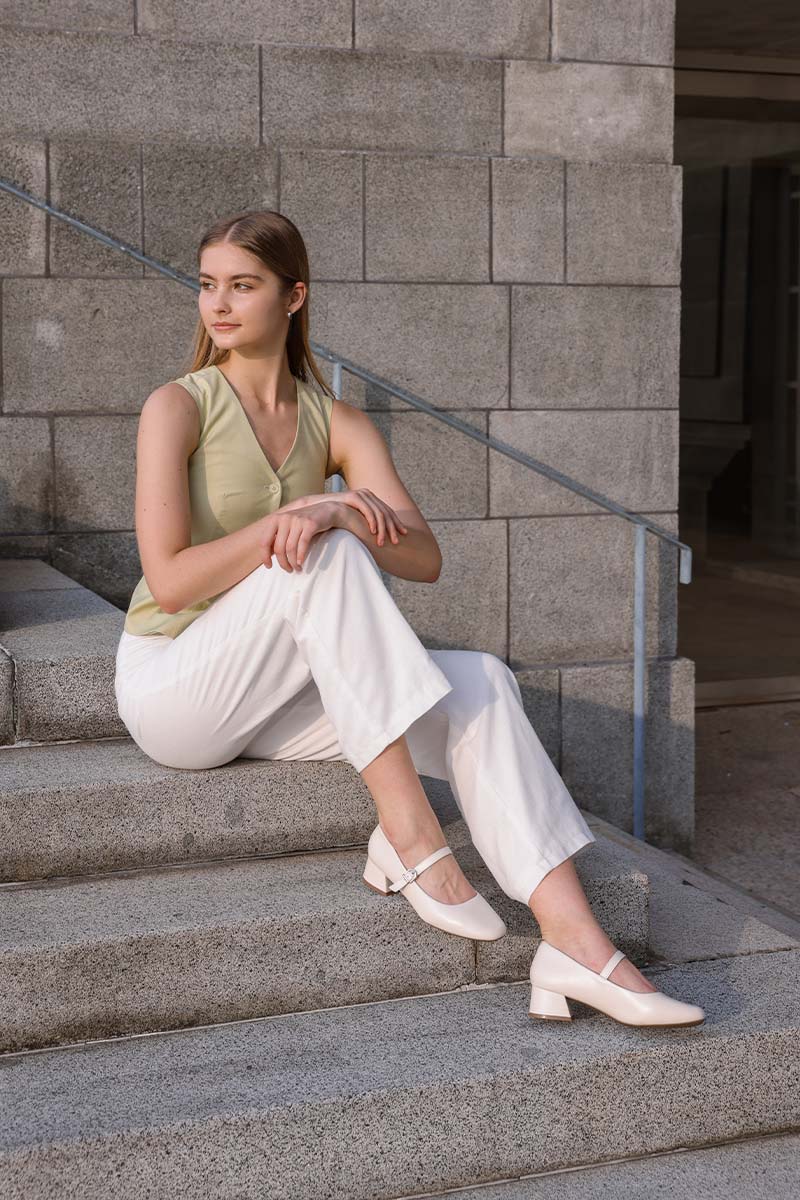 Roxxy Cloud Maryjane Heels in Cream - Image 2